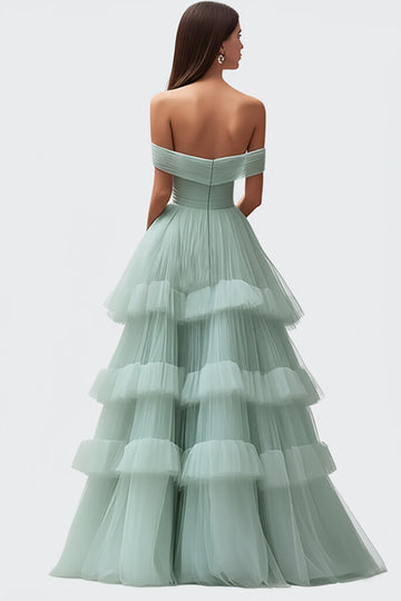 Robe longue de bal en tulle vert clair à volants et à épaules dénudées
